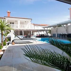 Kruna Grada Apartment