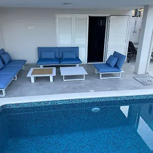 Palavra Apartment